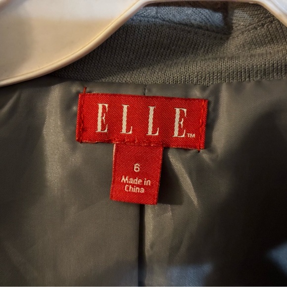 Lady’s vintage velvet blue coat. - Picture 7 of 9